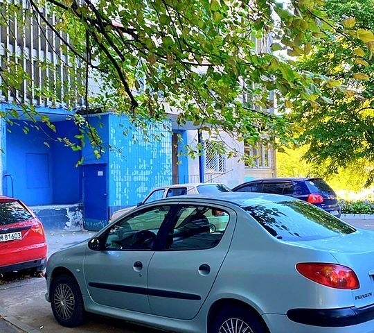 Серый Пежо 206, объемом двигателя 1.4 л и пробегом 116 тыс. км за 3499 $, фото 6 на Automoto.ua