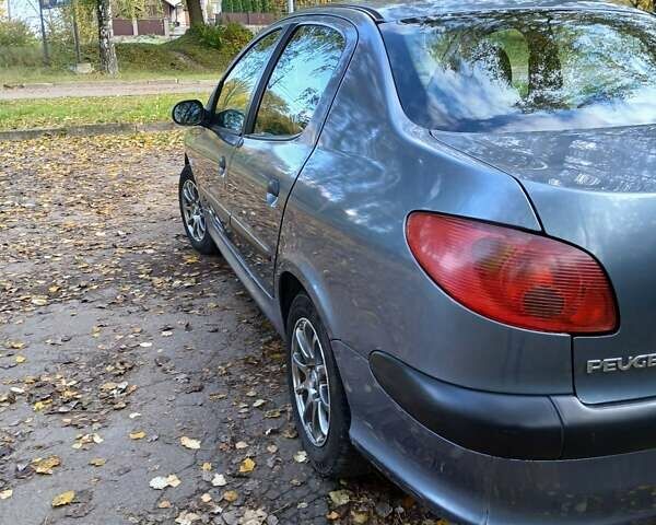 Пежо 206 2008 в Золочев на Automoto.ua Серый Пежо 206, объемом двигателя 1.36 л и пробегом 268 тыс. км за 3000 $, фото 8 на Automoto.ua