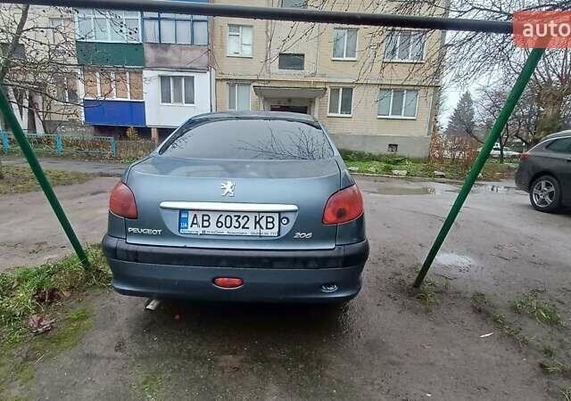 Серый Пежо 206, объемом двигателя 1.36 л и пробегом 234 тыс. км за 3000 $, фото 17 на Automoto.ua
