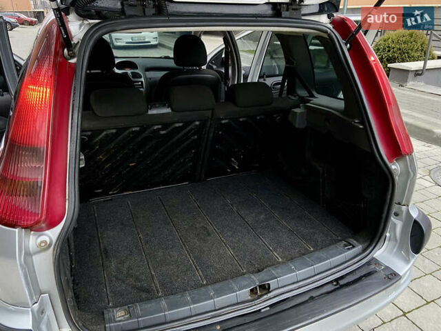 Серый Пежо 206, объемом двигателя 1.4 л и пробегом 260 тыс. км за 2850 $, фото 17 на Automoto.ua