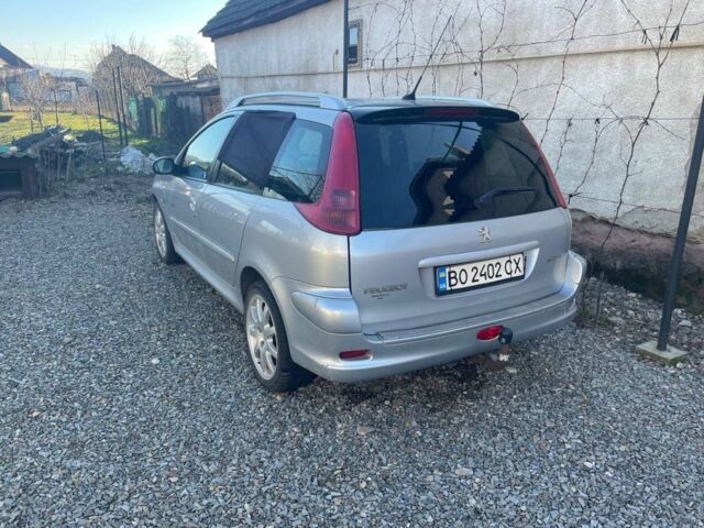 Серый Пежо 206, объемом двигателя 1.6 л и пробегом 274 тыс. км за 2300 $, фото 2 на Automoto.ua