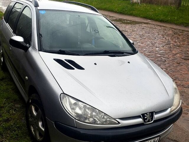 Сірий Пежо 206, об'ємом двигуна 1.4 л та пробігом 23 тис. км за 3500 $, фото 2 на Automoto.ua