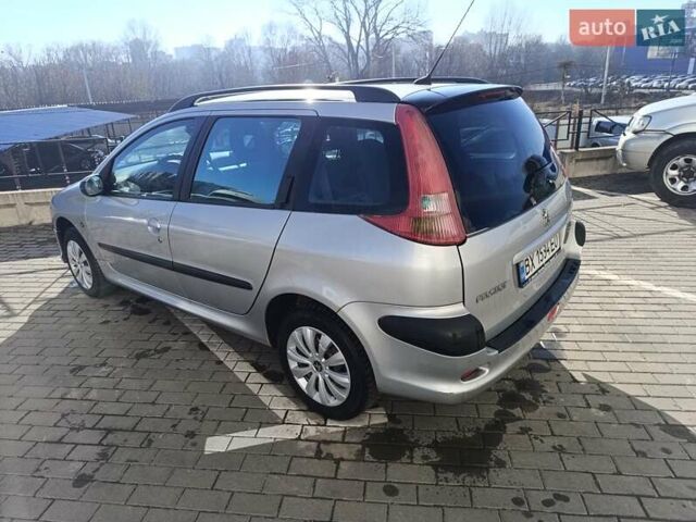 Сірий Пежо 206, об'ємом двигуна 1.36 л та пробігом 264 тис. км за 3400 $, фото 9 на Automoto.ua