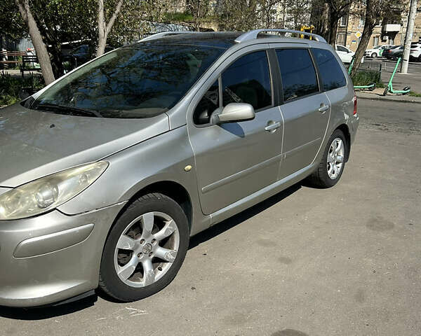 Серый Пежо 206, объемом двигателя 2 л и пробегом 202 тыс. км за 3100 $, фото 7 на Automoto.ua