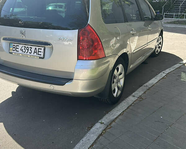 Серый Пежо 206, объемом двигателя 2 л и пробегом 202 тыс. км за 3100 $, фото 4 на Automoto.ua