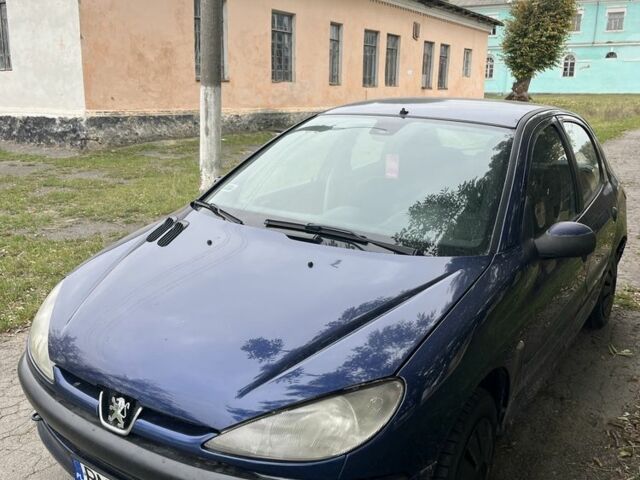 Пежо 206 2000 в Тульчине на Automoto.ua Синий Пежо 206, объемом двигателя 1.6 л и пробегом 185 тыс. км за 1250 $, фото 1 на Automoto.ua