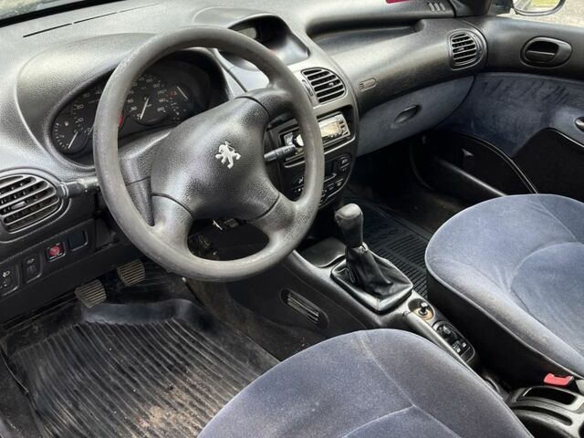 Синий Пежо 206, объемом двигателя 1.6 л и пробегом 222 тыс. км за 1333 $, фото 6 на Automoto.ua