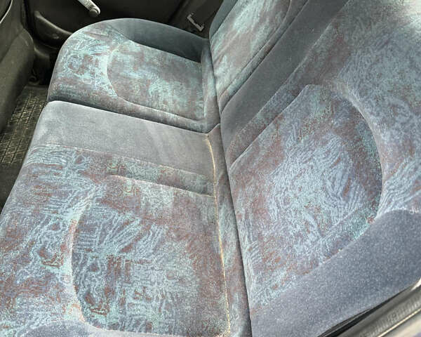 Синий Пежо 206, объемом двигателя 1.9 л и пробегом 400 тыс. км за 1300 $, фото 8 на Automoto.ua