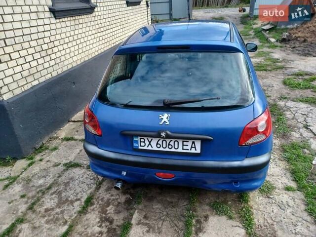 Синий Пежо 206, объемом двигателя 1.6 л и пробегом 202 тыс. км за 2900 $, фото 7 на Automoto.ua