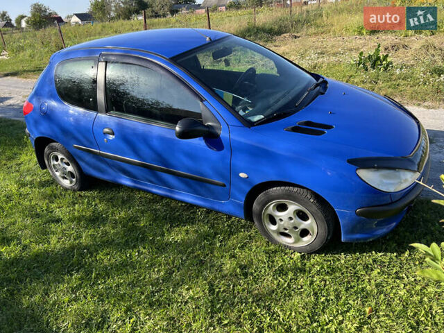 Синій Пежо 206, об'ємом двигуна 1.12 л та пробігом 195 тис. км за 3000 $, фото 6 на Automoto.ua