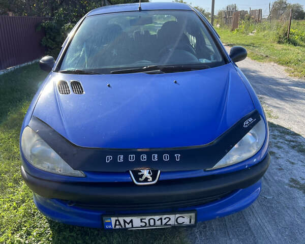 Синій Пежо 206, об'ємом двигуна 1.12 л та пробігом 195 тис. км за 3000 $, фото 2 на Automoto.ua