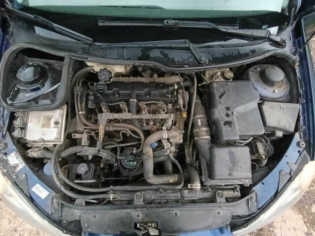 Синій Пежо 206, об'ємом двигуна 2 л та пробігом 269 тис. км за 2450 $, фото 7 на Automoto.ua