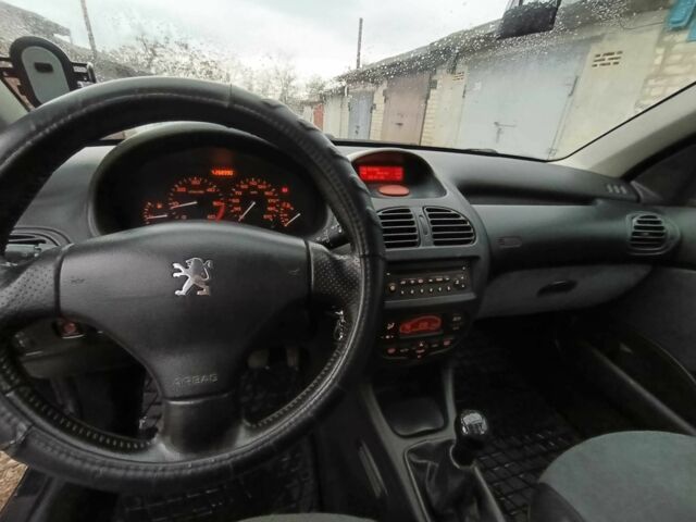 Синій Пежо 206, об'ємом двигуна 2 л та пробігом 269 тис. км за 2450 $, фото 1 на Automoto.ua