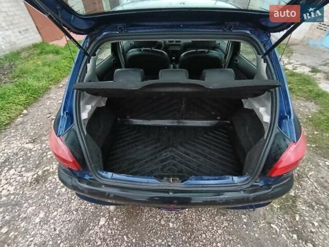 Синій Пежо 206, об'ємом двигуна 2 л та пробігом 270 тис. км за 2450 $, фото 9 на Automoto.ua