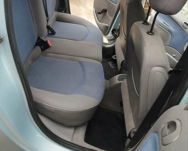 Синий Пежо 206, объемом двигателя 1.4 л и пробегом 275 тыс. км за 2450 $, фото 9 на Automoto.ua