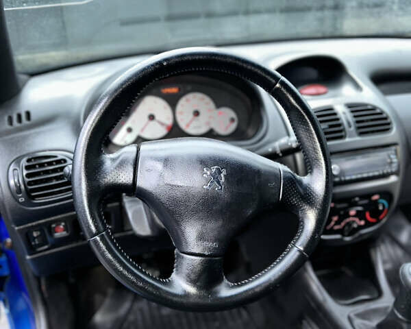Синий Пежо 206, объемом двигателя 1.6 л и пробегом 245 тыс. км за 2499 $, фото 50 на Automoto.ua