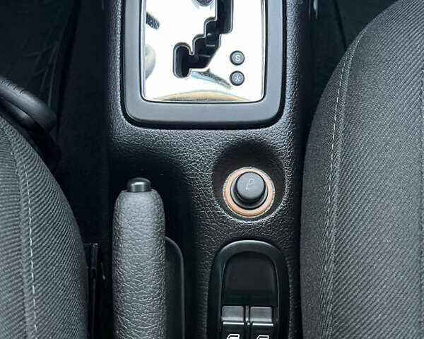 Синий Пежо 206, объемом двигателя 1.4 л и пробегом 133 тыс. км за 5500 $, фото 48 на Automoto.ua