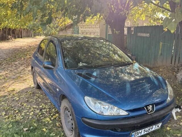 Синій Пежо 206, об'ємом двигуна 1.4 л та пробігом 197 тис. км за 3400 $, фото 1 на Automoto.ua