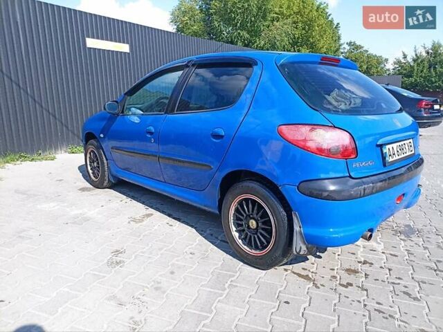 Синій Пежо 206, об'ємом двигуна 1.12 л та пробігом 203 тис. км за 2500 $, фото 4 на Automoto.ua