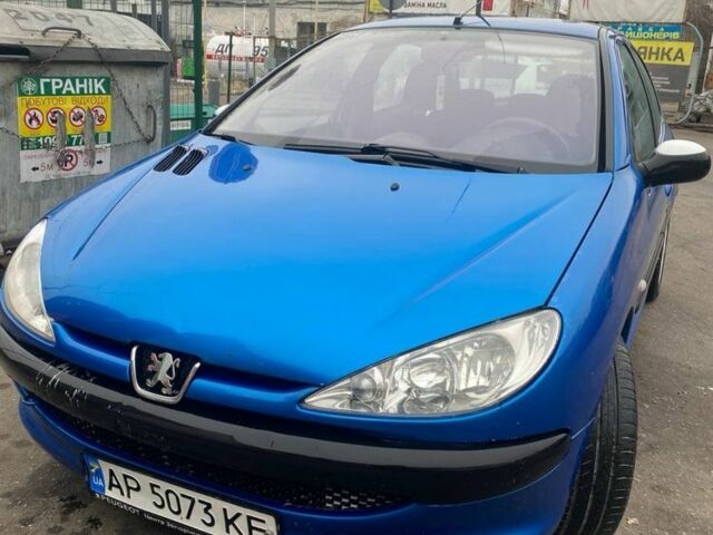 Синій Пежо 206, об'ємом двигуна 1.4 л та пробігом 185 тис. км за 3200 $, фото 1 на Automoto.ua