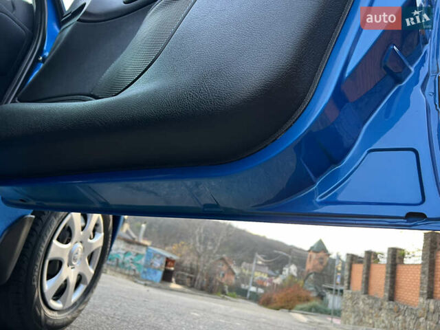 Синий Пежо 206, объемом двигателя 1.4 л и пробегом 133 тыс. км за 5500 $, фото 82 на Automoto.ua