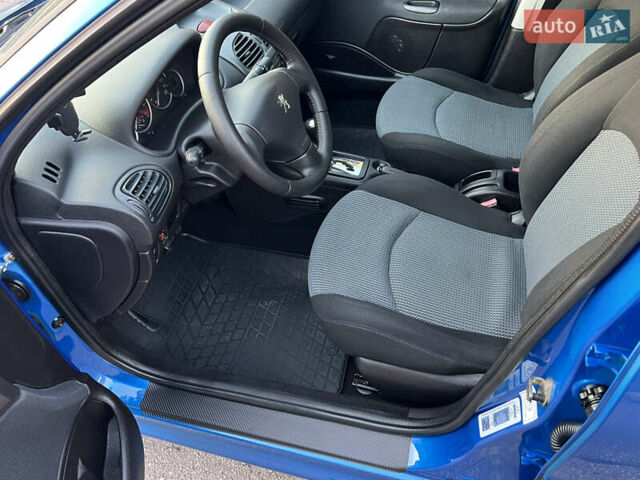 Синий Пежо 206, объемом двигателя 1.4 л и пробегом 133 тыс. км за 5500 $, фото 37 на Automoto.ua