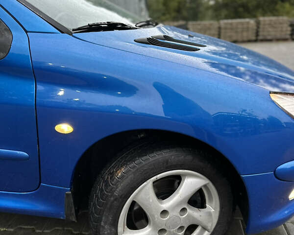 Синий Пежо 206, объемом двигателя 1.6 л и пробегом 245 тыс. км за 2499 $, фото 5 на Automoto.ua