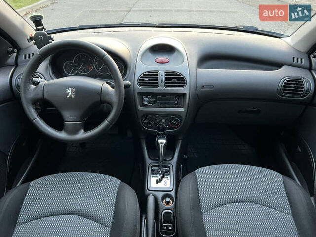 Синий Пежо 206, объемом двигателя 1.4 л и пробегом 133 тыс. км за 5500 $, фото 44 на Automoto.ua