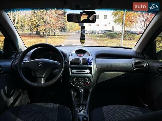 Синий Пежо 206, объемом двигателя 1.4 л и пробегом 71 тыс. км за 5100 $, фото 14 на Automoto.ua