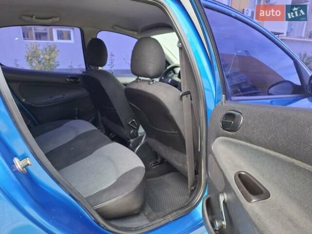 Синій Пежо 206, об'ємом двигуна 1.36 л та пробігом 226 тис. км за 3000 $, фото 13 на Automoto.ua