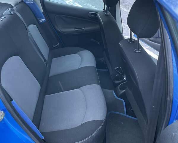 Синий Пежо 206, объемом двигателя 1.4 л и пробегом 242 тыс. км за 1999 $, фото 11 на Automoto.ua