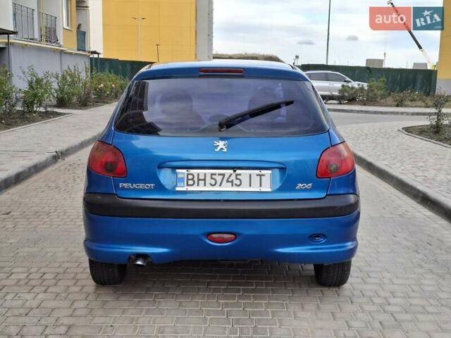 Синій Пежо 206, об'ємом двигуна 1.36 л та пробігом 226 тис. км за 3000 $, фото 4 на Automoto.ua