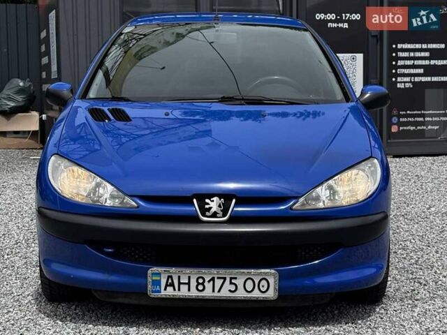 Синий Пежо 206, объемом двигателя 1.4 л и пробегом 247 тыс. км за 3450 $, фото 1 на Automoto.ua