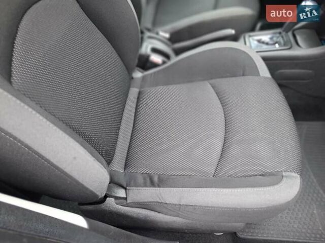 Синий Пежо 206, объемом двигателя 1.36 л и пробегом 153 тыс. км за 4400 $, фото 9 на Automoto.ua