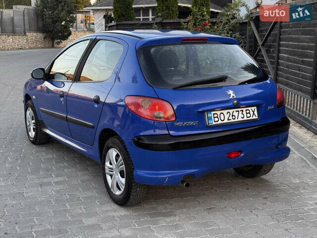 Синий Пежо 206, объемом двигателя 1.36 л и пробегом 201 тыс. км за 2500 $, фото 7 на Automoto.ua