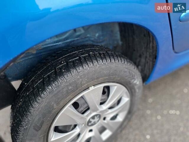 Синий Пежо 206, объемом двигателя 1.36 л и пробегом 153 тыс. км за 4400 $, фото 10 на Automoto.ua