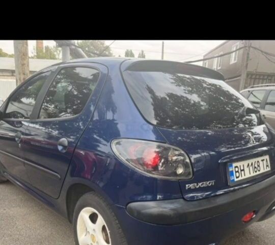 Синий Пежо 206, объемом двигателя 1.4 л и пробегом 183 тыс. км за 3800 $, фото 1 на Automoto.ua