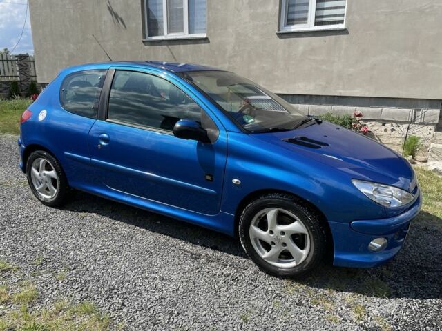 Синій Пежо 206, об'ємом двигуна 1.6 л та пробігом 173 тис. км за 3000 $, фото 2 на Automoto.ua