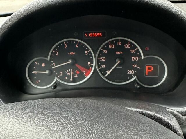 Синий Пежо 206, объемом двигателя 1.4 л и пробегом 193 тыс. км за 3500 $, фото 7 на Automoto.ua