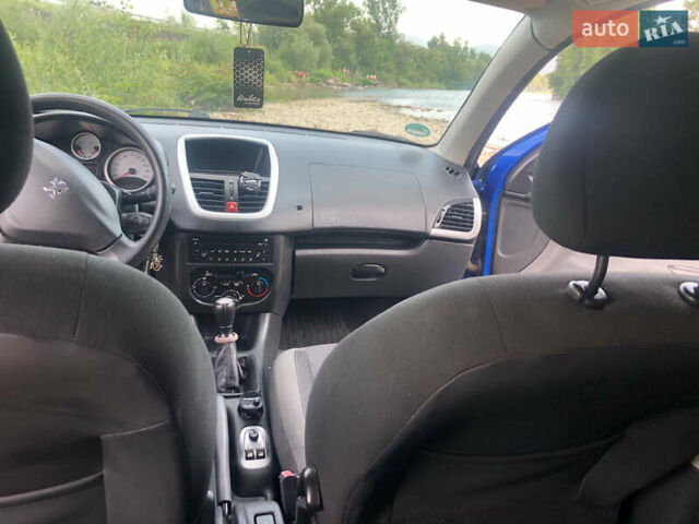 Синий Пежо 206, объемом двигателя 1.4 л и пробегом 185 тыс. км за 4300 $, фото 11 на Automoto.ua