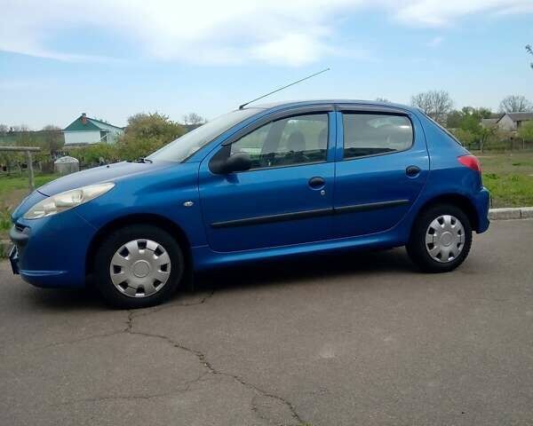 Синий Пежо 206, объемом двигателя 1.1 л и пробегом 125 тыс. км за 4300 $, фото 10 на Automoto.ua