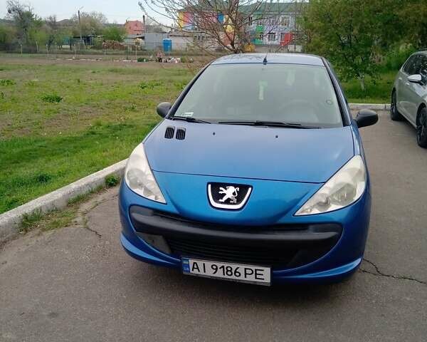 Синий Пежо 206, объемом двигателя 1.1 л и пробегом 125 тыс. км за 4300 $, фото 7 на Automoto.ua