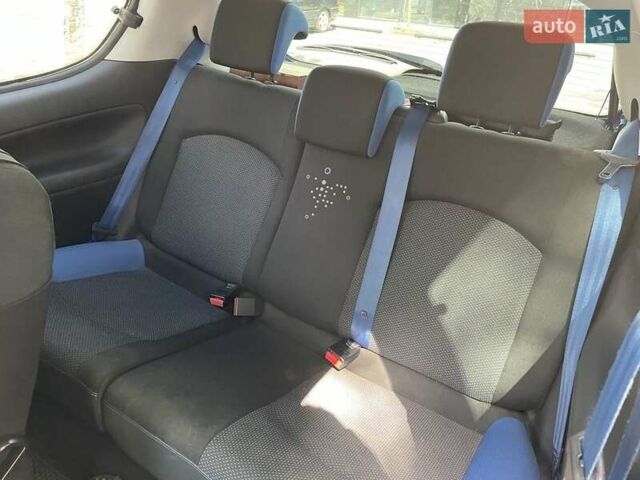 Синій Пежо 206, об'ємом двигуна 1.1 л та пробігом 159 тис. км за 4400 $, фото 10 на Automoto.ua