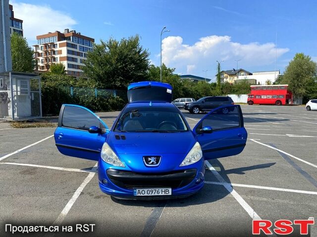 Синий Пежо 206, объемом двигателя 1.1 л и пробегом 165 тыс. км за 4300 $, фото 6 на Automoto.ua