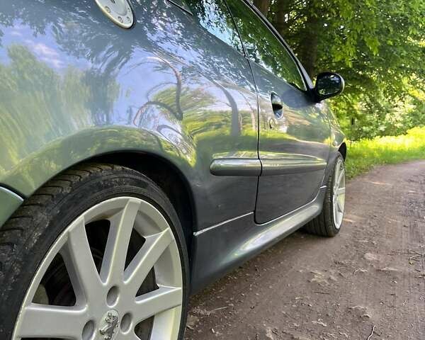 Синий Пежо 206, объемом двигателя 1.6 л и пробегом 251 тыс. км за 4100 $, фото 3 на Automoto.ua