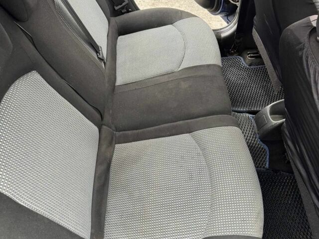 Синий Пежо 206, объемом двигателя 1.1 л и пробегом 2 тыс. км за 3500 $, фото 6 на Automoto.ua