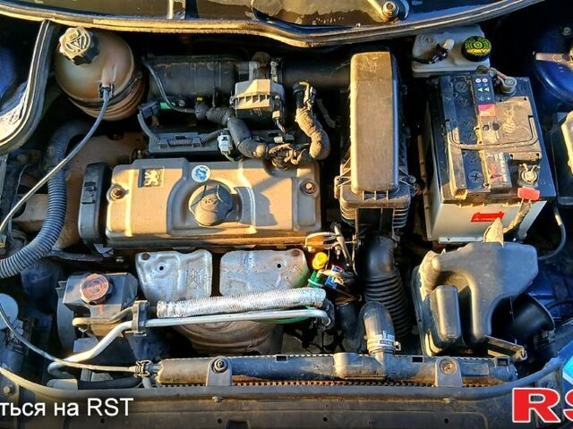 Синий Пежо 206, объемом двигателя 1.4 л и пробегом 184 тыс. км за 2999 $, фото 3 на Automoto.ua