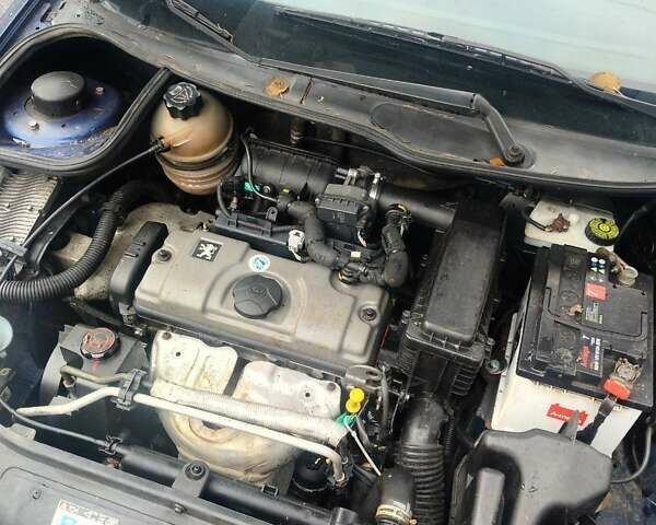 Синий Пежо 206, объемом двигателя 1.36 л и пробегом 184 тыс. км за 3000 $, фото 13 на Automoto.ua