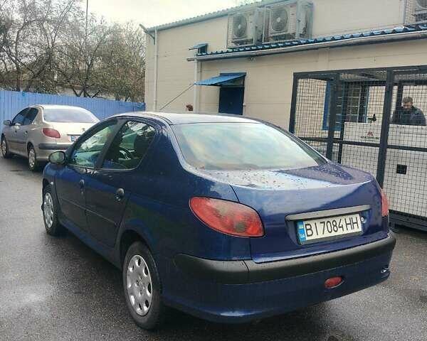 Синий Пежо 206, объемом двигателя 1.36 л и пробегом 184 тыс. км за 3000 $, фото 3 на Automoto.ua