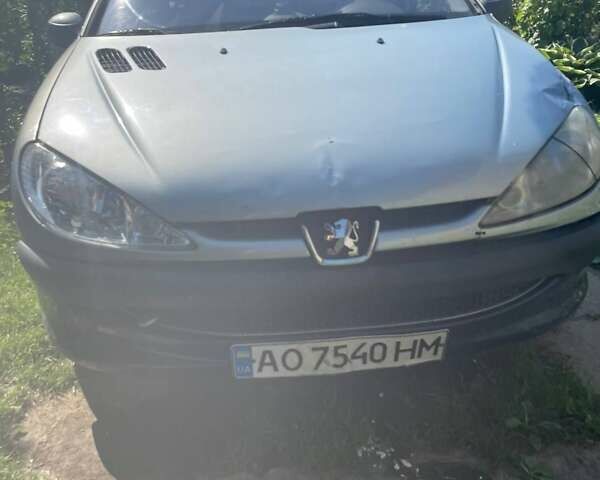 Синій Пежо 206, об'ємом двигуна 1.36 л та пробігом 148 тис. км за 1900 $, фото 8 на Automoto.ua